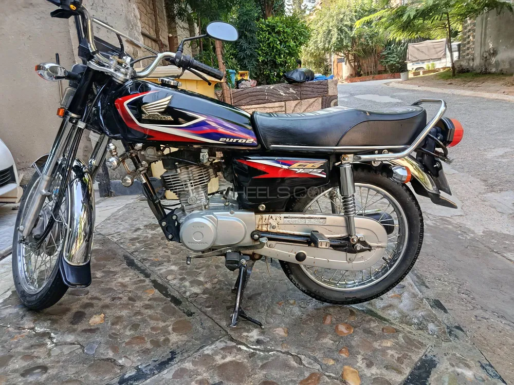 Honda CG 125 2017 for Sale Honda CG 125 2017 for Sale Image-4
