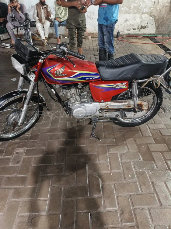 Honda CG 125 2017 for Sale Honda CG 125 2017 for Sale Image-3