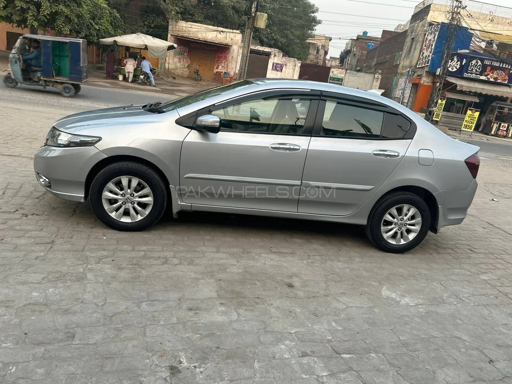 Honda City 2019 for Sale in Gujranwala Honda City 2019 for Sale in Gujranwala Image-14