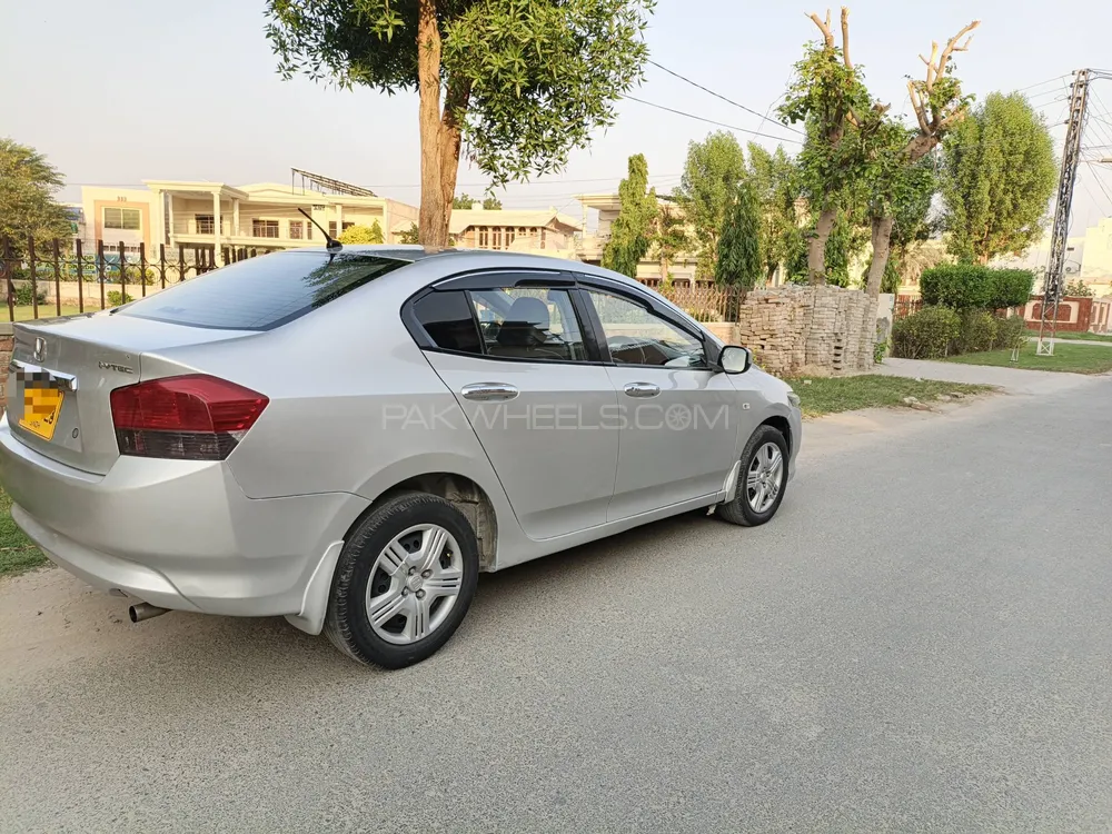 Honda City 2010 for Sale in Bahawalpur Honda City 2010 for Sale in Bahawalpur Image-11