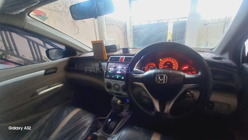 Honda City 2014 for Sale in Abbottabad Honda City 2014 for Sale in Abbottabad Image-6