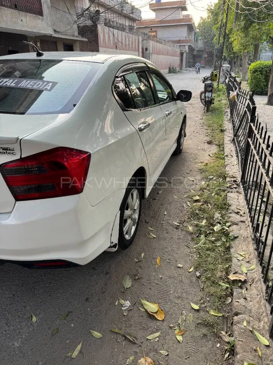 Honda City 2014 for Sale in Lahore Honda City 2014 for Sale in Lahore Image-16