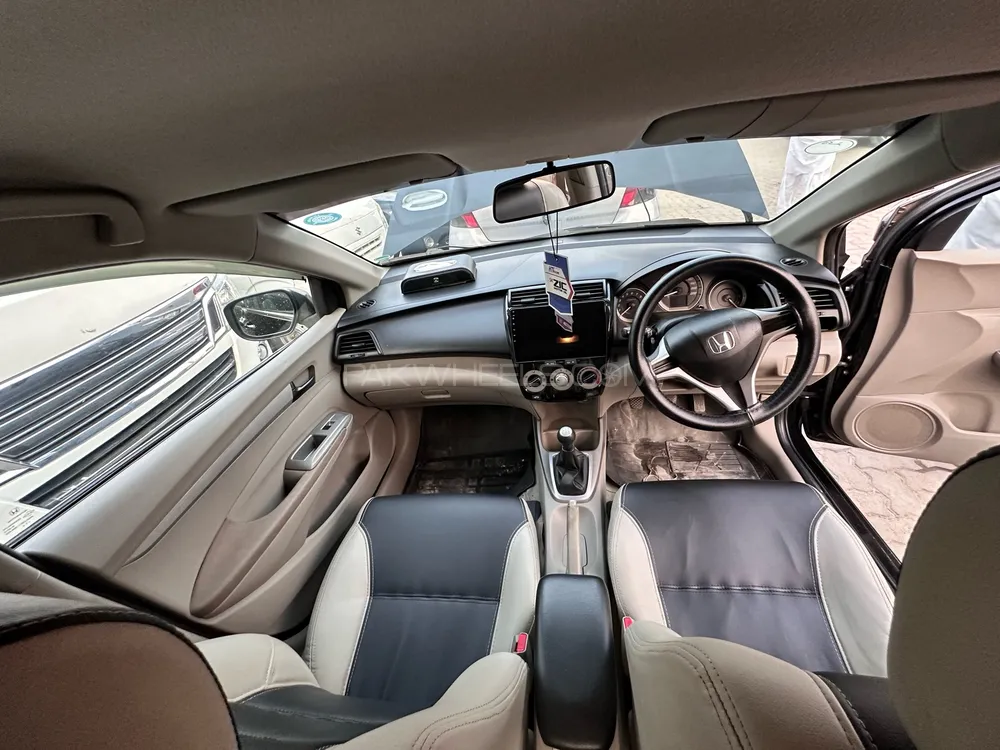 Honda City 2018 for Sale in Gujranwala Honda City 2018 for Sale in Gujranwala Image-5