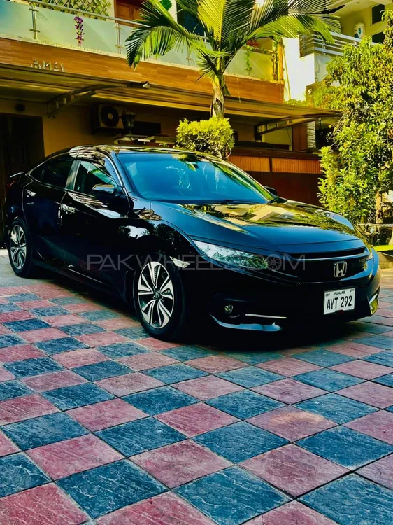 Honda Civic 2021 for Sale in Islamabad Honda Civic 2021 for Sale in Islamabad Image-6