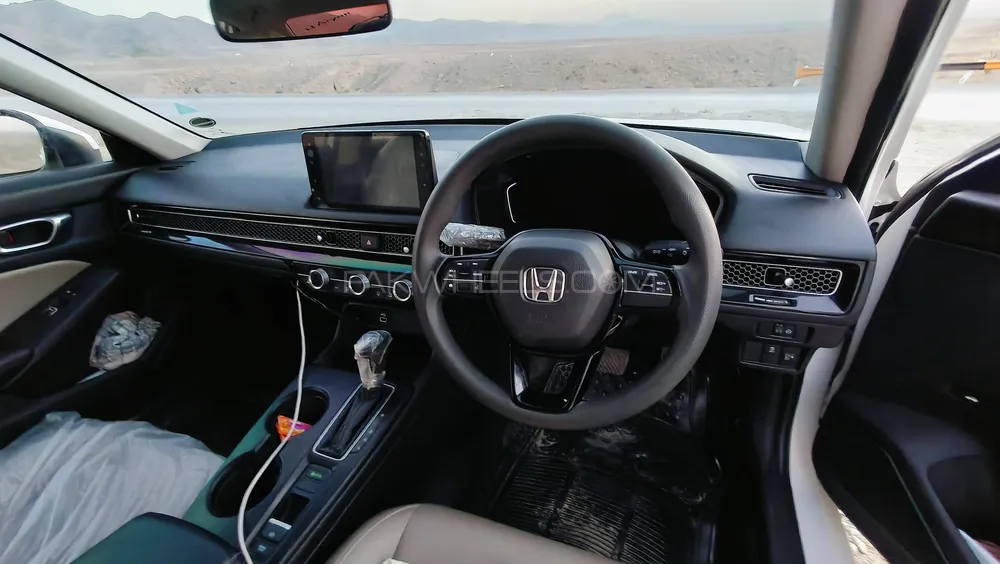 Honda Civic 2024 for Sale in Quetta Honda Civic 2024 for Sale in Quetta Image-6