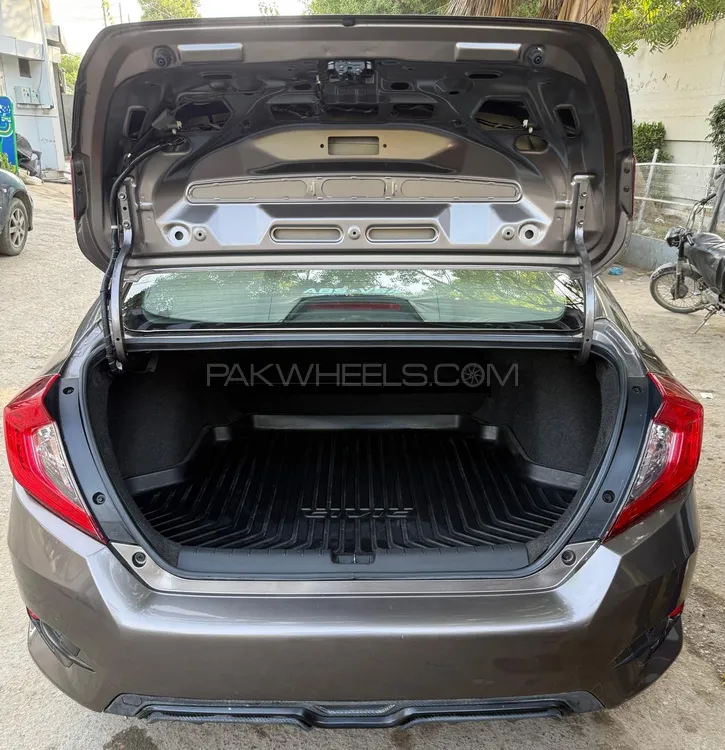 Honda Civic 2017 for Sale in Karachi Honda Civic 2017 for Sale in Karachi Image-9