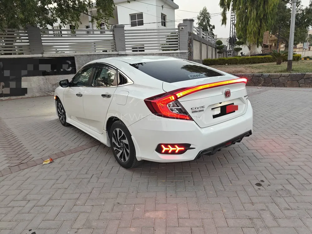 Honda Civic 2018 for Sale in Islamabad Honda Civic 2018 for Sale in Islamabad Image-6