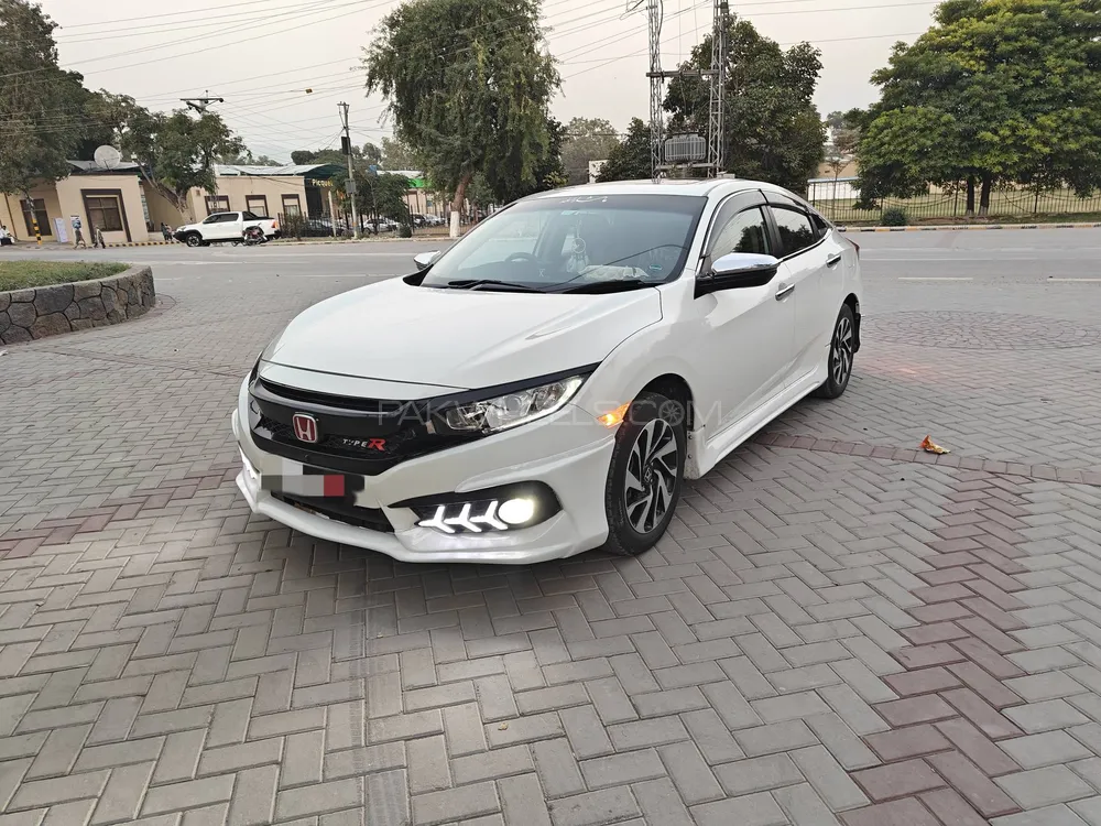 Honda Civic 2018 for Sale in Islamabad Honda Civic 2018 for Sale in Islamabad Image-2