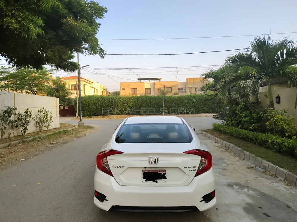 Honda Civic 2018 for Sale in Karachi Honda Civic 2018 for Sale in Karachi Image-6