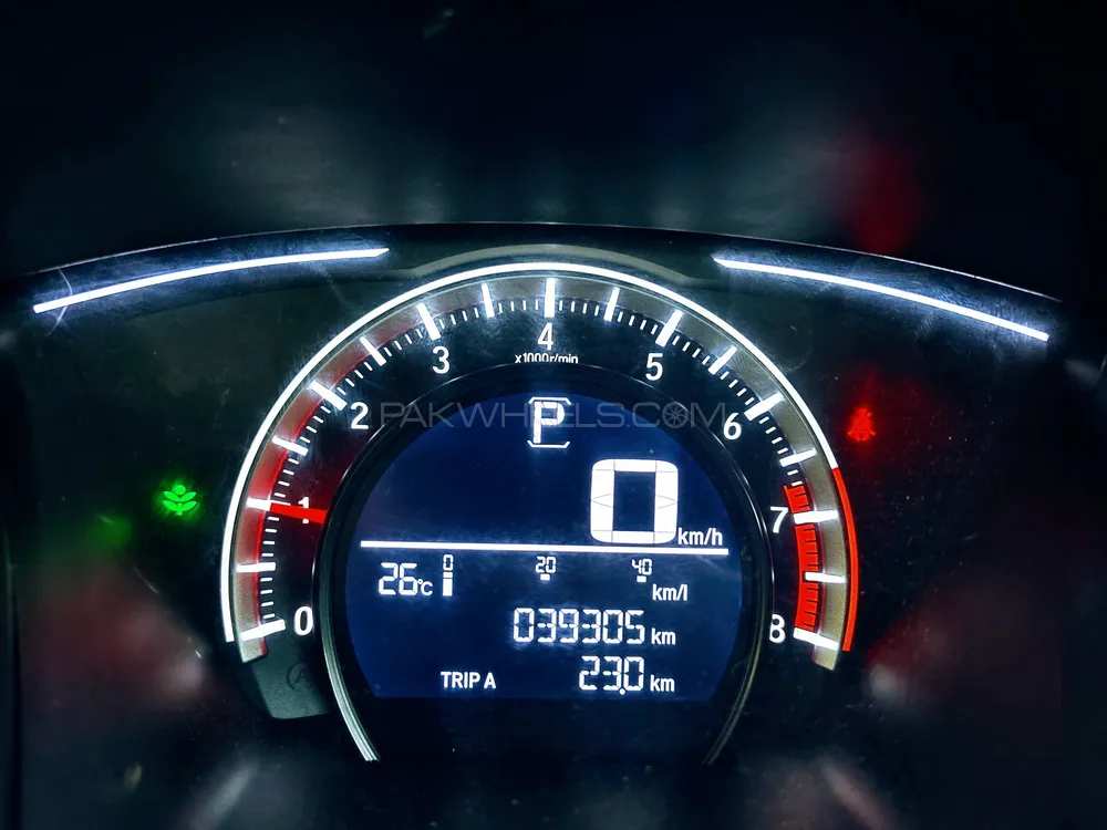 Honda Civic 2018 for Sale in Karachi Honda Civic 2018 for Sale in Karachi Image-9