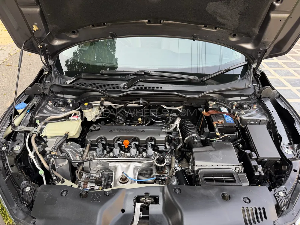 Honda Civic 2018 for Sale in Lahore Honda Civic 2018 for Sale in Lahore Image-18