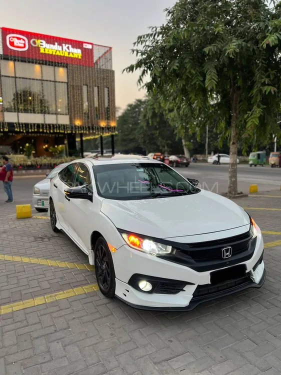 Honda Civic 2019 for Sale in Sialkot Honda Civic 2019 for Sale in Sialkot Image-1