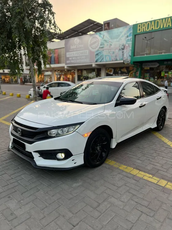 Honda Civic 2019 for Sale in Sialkot Honda Civic 2019 for Sale in Sialkot Image-3