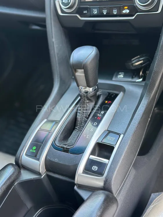 Honda Civic 2019 for Sale in Lahore Honda Civic 2019 for Sale in Lahore Image-16
