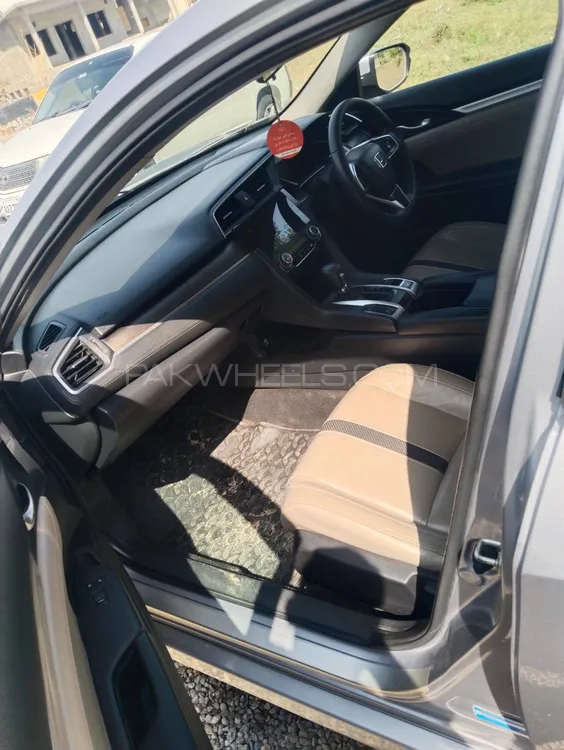 Honda Civic 2020 for Sale in Nowshera Honda Civic 2020 for Sale in Nowshera Image-8