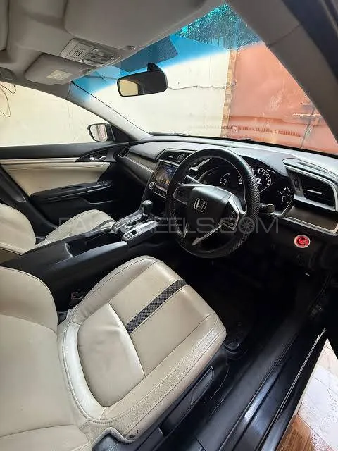 Honda Civic 2022 for Sale in Peshawar Honda Civic 2022 for Sale in Peshawar Image-2