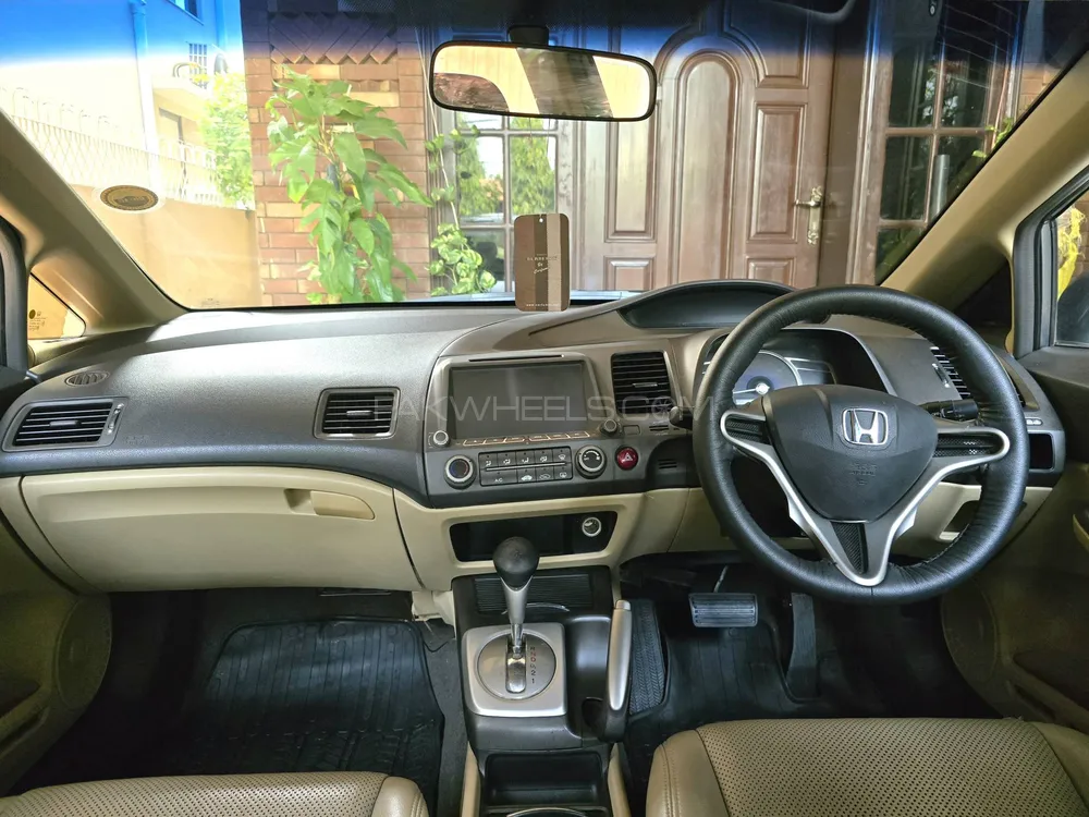 Honda Civic 2010 for Sale in Lahore Honda Civic 2010 for Sale in Lahore Image-9