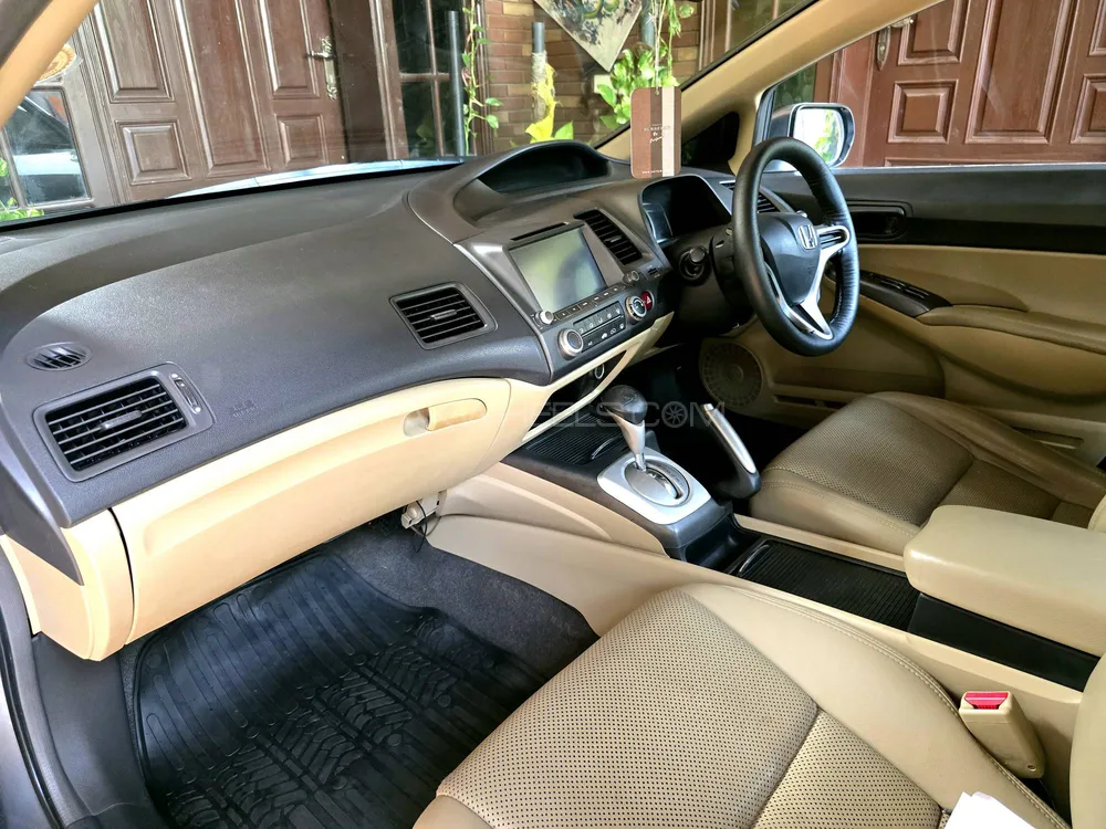 Honda Civic 2010 for Sale in Lahore Honda Civic 2010 for Sale in Lahore Image-10