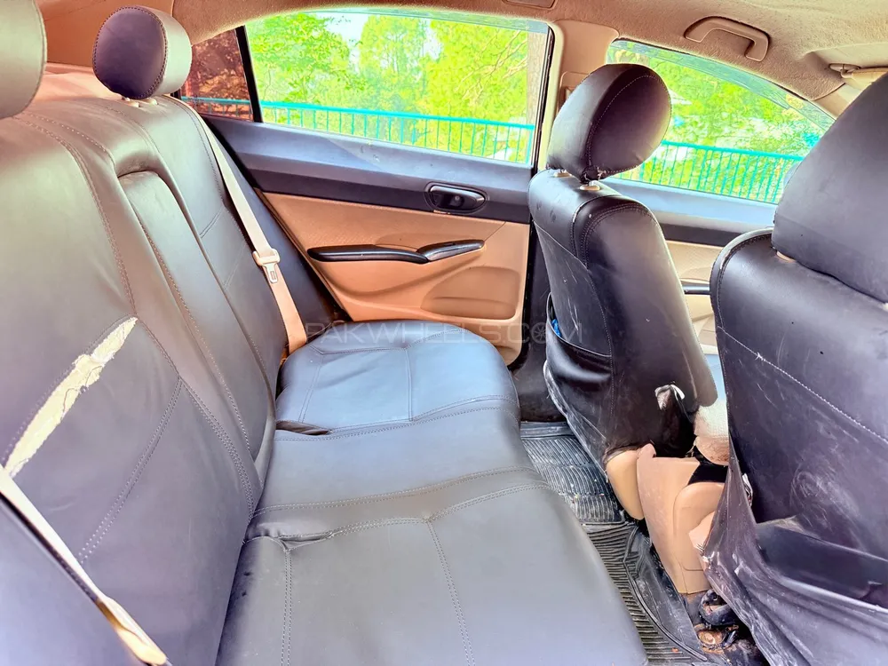 Honda Civic 2011 for Sale in Rawalpindi Honda Civic 2011 for Sale in Rawalpindi Image-12