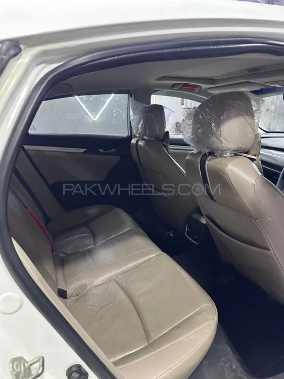Honda Civic 2016 for Sale in Karachi Honda Civic 2016 for Sale in Karachi Image-8