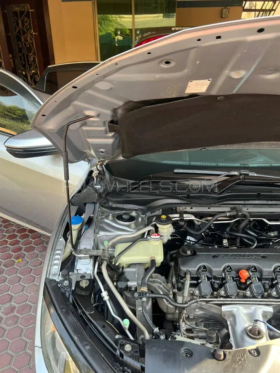 Honda Civic 2016 for Sale in Sialkot Honda Civic 2016 for Sale in Sialkot Image-12