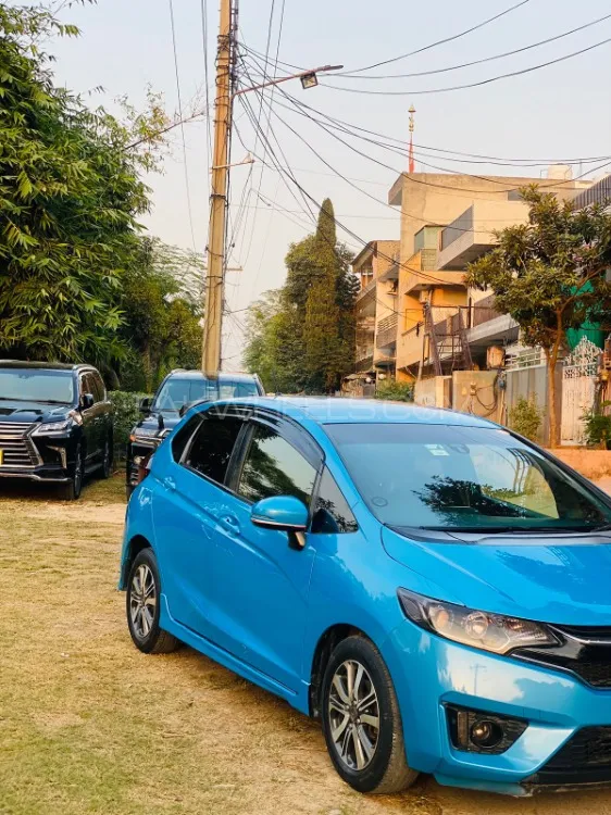 Honda Fit 2014 for Sale in Islamabad Honda Fit 2014 for Sale in Islamabad Image-1
