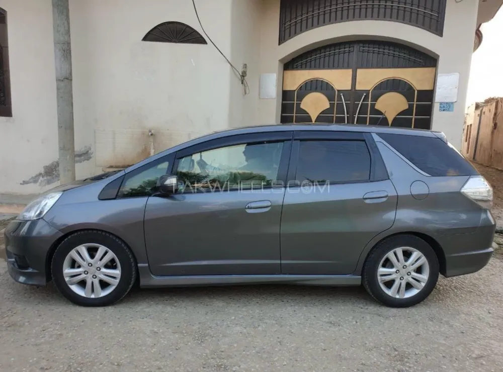 Honda Fit 2012 for Sale in Kharian Honda Fit 2012 for Sale in Kharian Image-6
