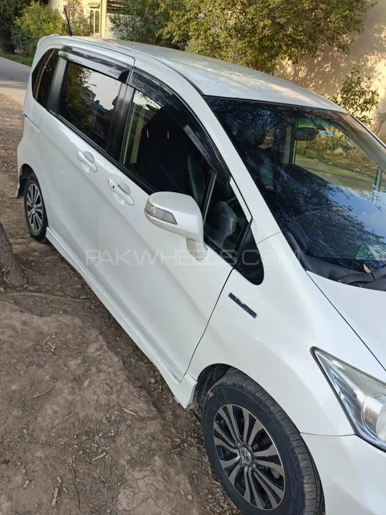 Honda Freed 2014 for Sale in Peshawar Image-1