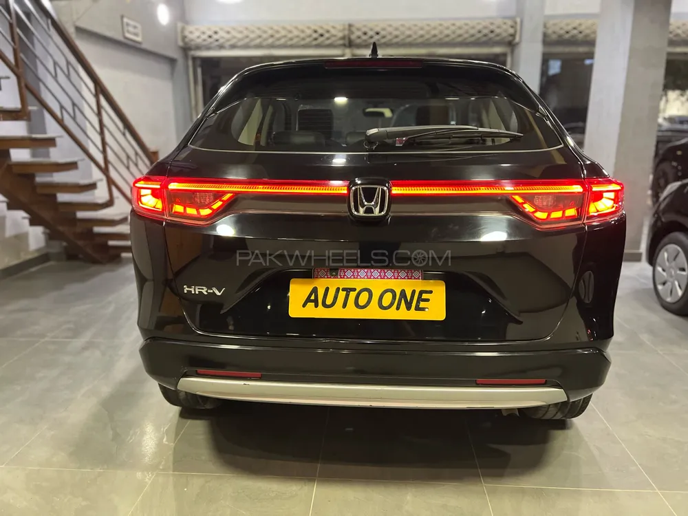 Honda HR-V 2023 for Sale in Karachi Honda HR-V 2023 for Sale in Karachi Image-7