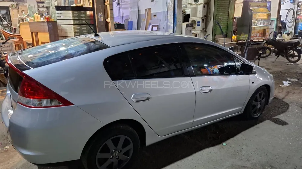 Honda Insight 2010 for Sale in Karachi Honda Insight 2010 for Sale in Karachi Image-4
