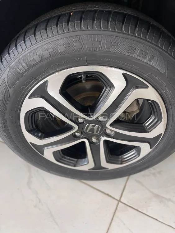 Honda Vezel 2015 for Sale in Karachi Honda Vezel 2015 for Sale in Karachi Image-8