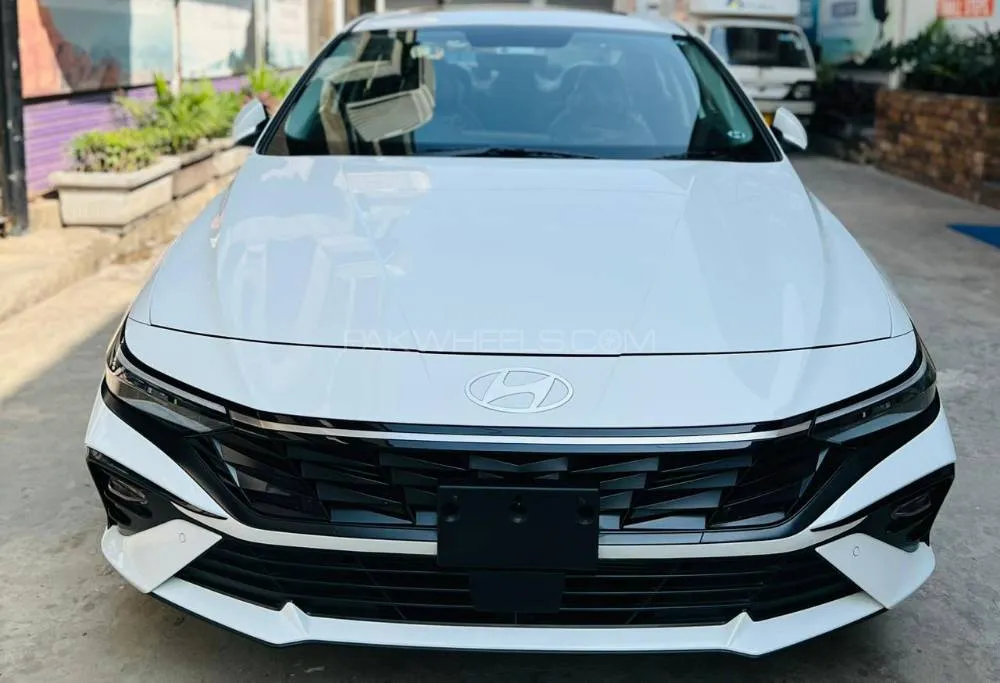 Hyundai Elantra 2025 for Sale in Gujrat Hyundai Elantra 2025 for Sale in Gujrat Image-2