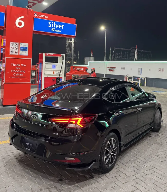 Hyundai Elantra 2021 for Sale in Lahore Hyundai Elantra 2021 for Sale in Lahore Image-4
