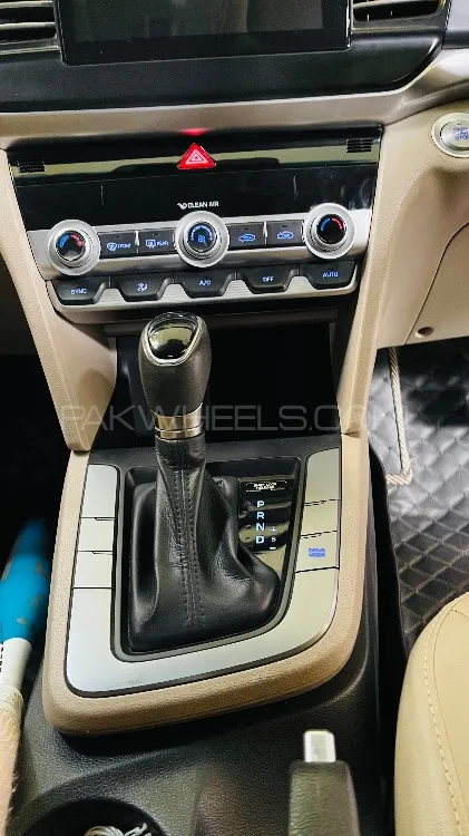 Hyundai Elantra 2022 for Sale in Karachi Hyundai Elantra 2022 for Sale in Karachi Image-3