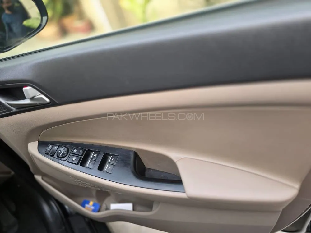 Hyundai Tucson 2020 for Sale in Karachi Hyundai Tucson 2020 for Sale in Karachi Image-12