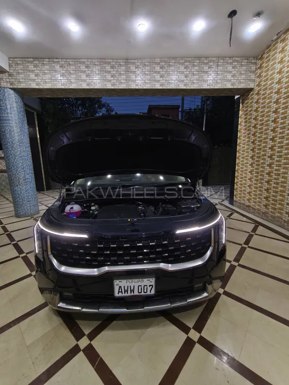KIA Carnival 2025 for Sale in Lahore KIA Carnival 2025 for Sale in Lahore Image-3