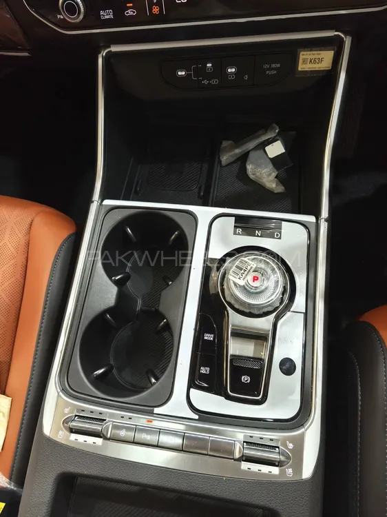 KIA Carnival 2025 for Sale in Lahore KIA Carnival 2025 for Sale in Lahore Image-5
