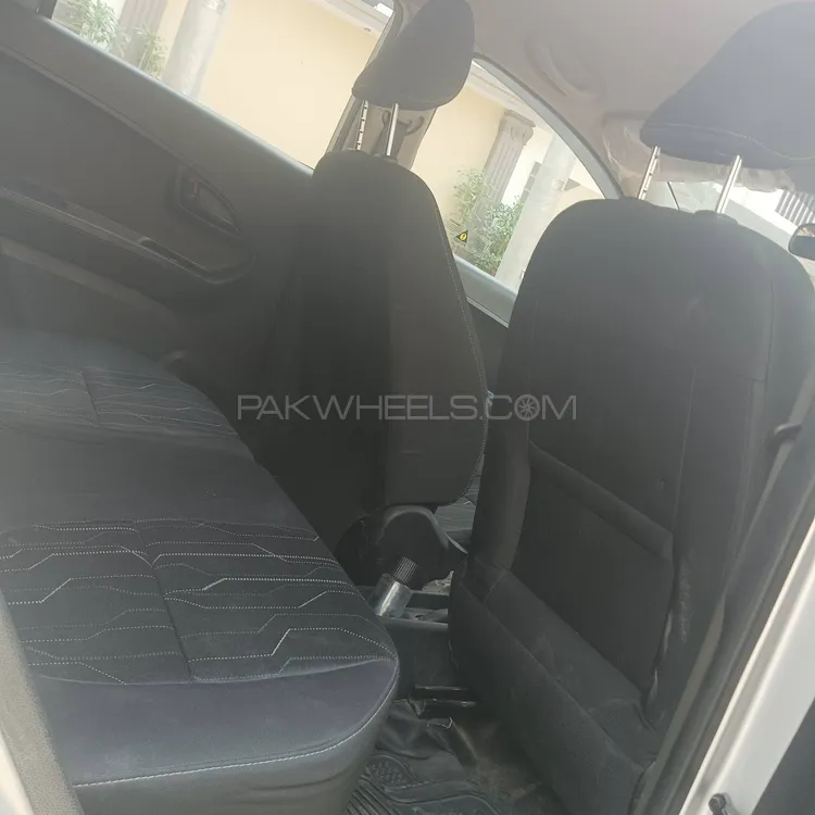 KIA Picanto 2020 for Sale in Karachi KIA Picanto 2020 for Sale in Karachi Image-9