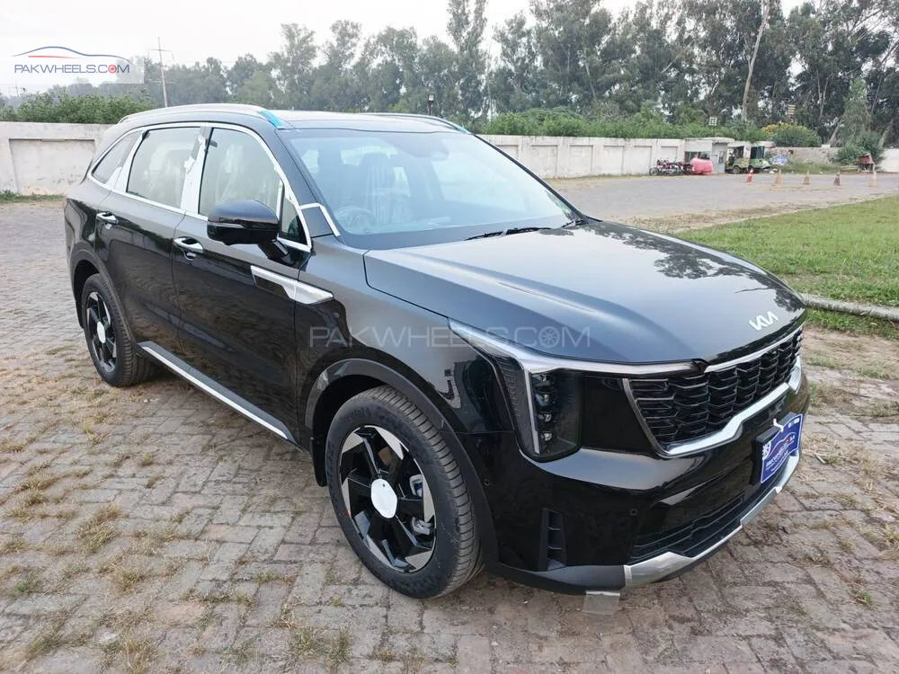 KIA Sorento 2025 for Sale in Lahore KIA Sorento 2025 for Sale in Lahore Image-2