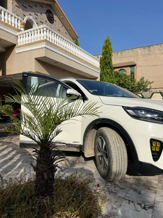 KIA Sorento 2022 for Sale in Lahore KIA Sorento 2022 for Sale in Lahore Image-3