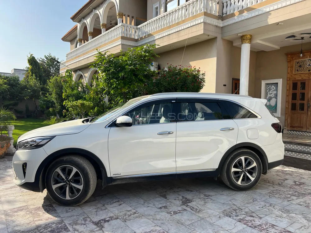 KIA Sorento 2022 for Sale in Lahore KIA Sorento 2022 for Sale in Lahore Image-4
