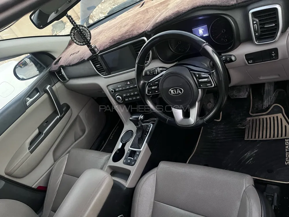 KIA Sportage 2021 for Sale in Karachi KIA Sportage 2021 for Sale in Karachi Image-2