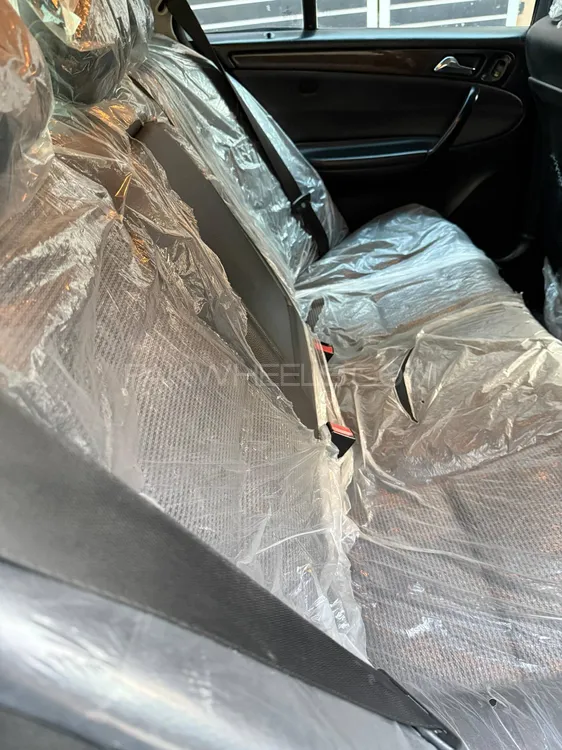 Mercedes Benz C Class 2006 for Sale in Islamabad Mercedes Benz C Class 2006 for Sale in Islamabad Image-9