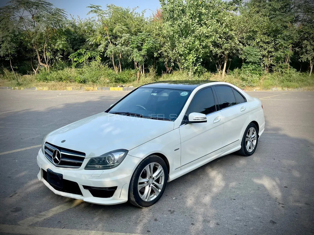 Mercedes Benz C Class 2011 for Sale in Islamabad Mercedes Benz C Class 2011 for Sale in Islamabad Image-4