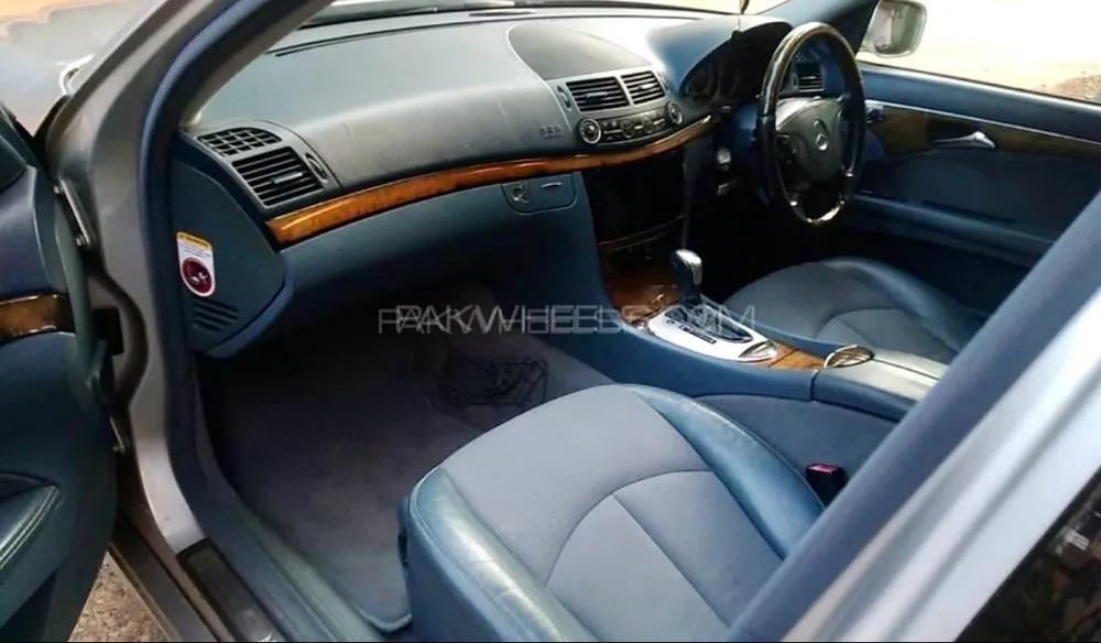 Mercedes Benz E Class 2005 for Sale in Karachi Mercedes Benz E Class 2005 for Sale in Karachi Image-6