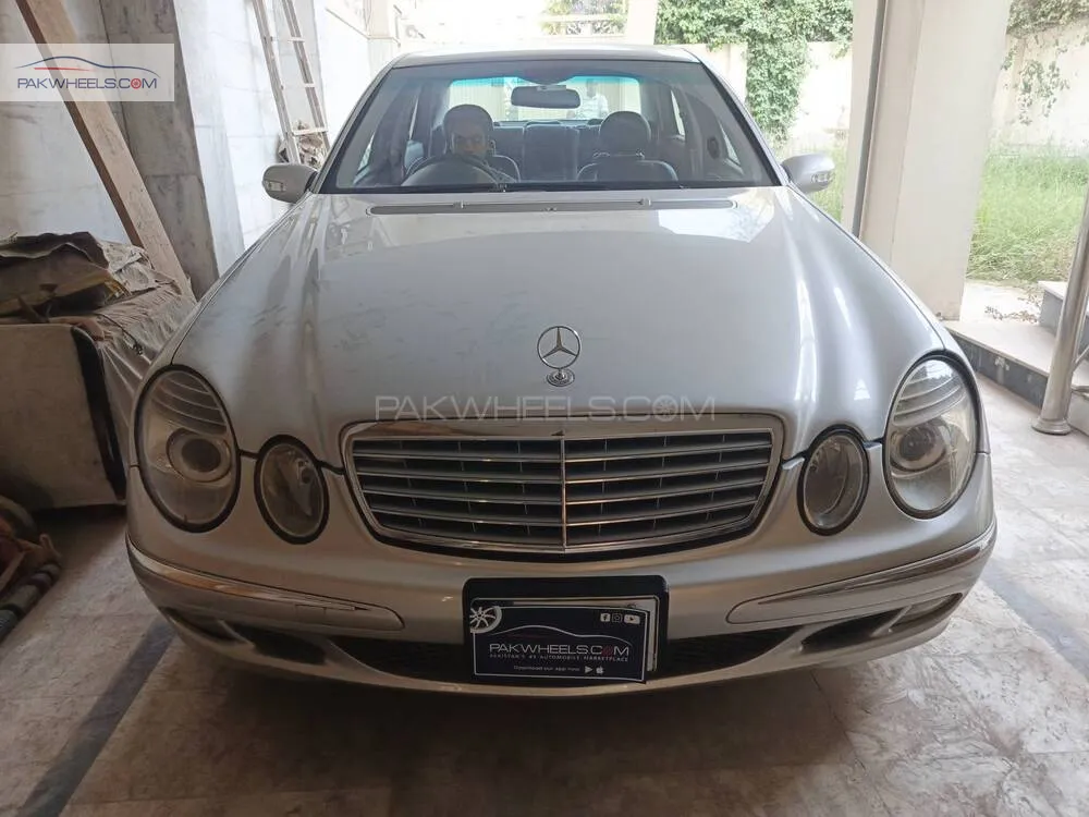 Mercedes Benz E Class 2004 for Sale in Rawalpindi Mercedes Benz E Class 2004 for Sale in Rawalpindi Image-1
