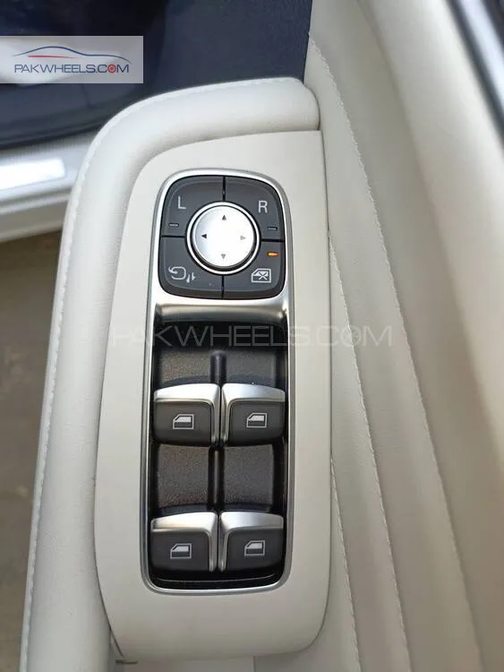 MG HS 2025 for Sale in Faisalabad MG HS 2025 for Sale in Faisalabad Image-12