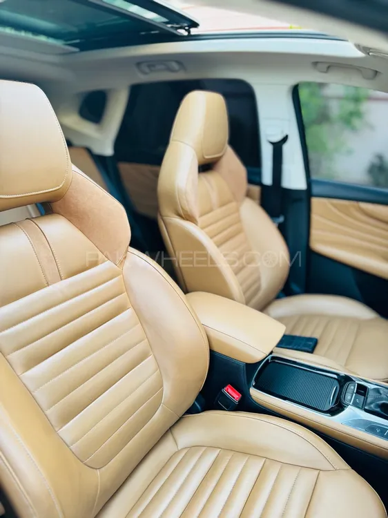 MG HS 2023 for Sale in Lahore MG HS 2023 for Sale in Lahore Image-13
