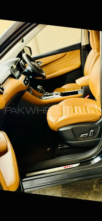 MG HS 2023 for Sale in Lahore MG HS 2023 for Sale in Lahore Image-5