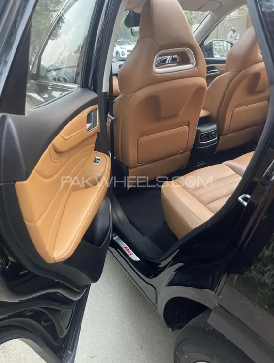 MG HS 2023 for Sale in Lahore MG HS 2023 for Sale in Lahore Image-9